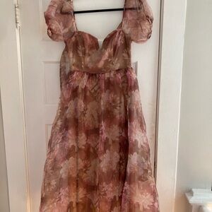 LULU’s Floral Mauve Dress with Puff Sleeves.